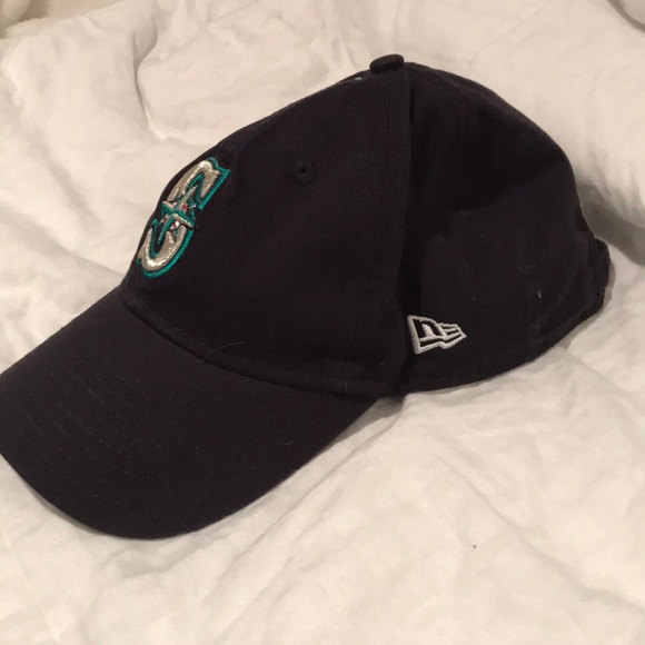 Mariners hat - Picture 4 of 4
